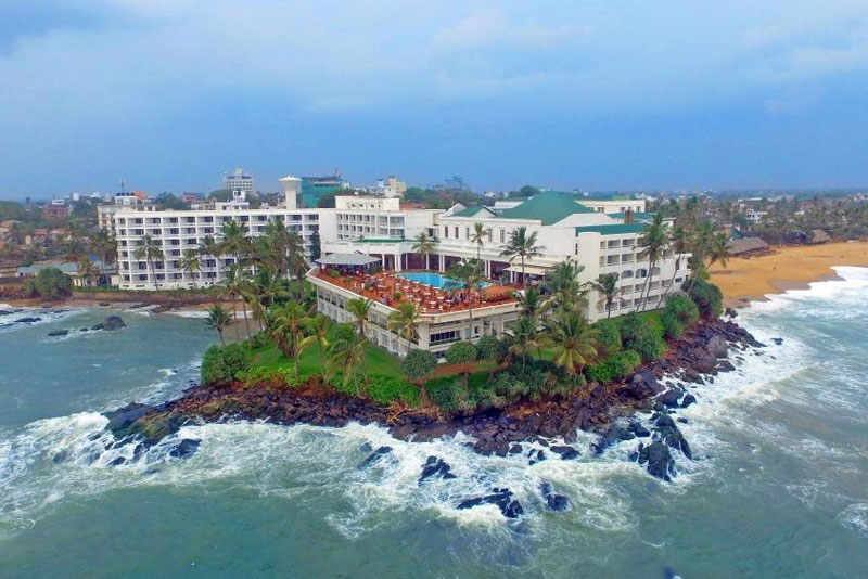 Mount Lavinia Beach